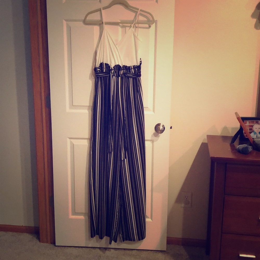 Miley & Mollie Jumpsuit Size Small